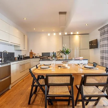 度假居 21 Scarcroft Road