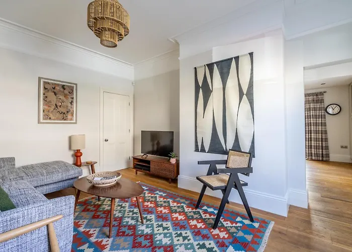 펜션 21 Scarcroft Road