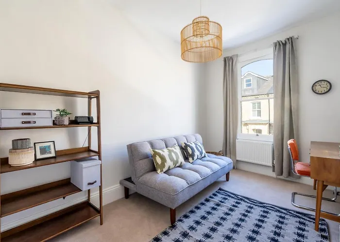 21 Scarcroft Road 펜션