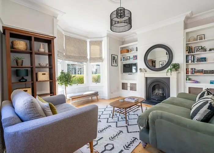 21 Scarcroft Road 펜션 *